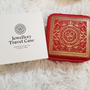 Cresent city, jewelry travel case, red and gold, Illumicrate